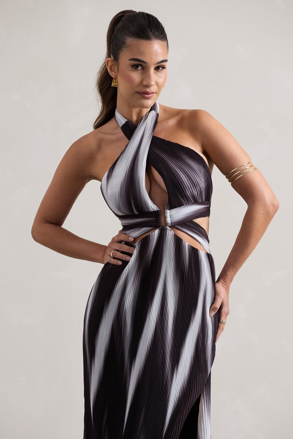 Ushuaia | Black Print Halter-Neck Cut-Out Split Maxi Dress