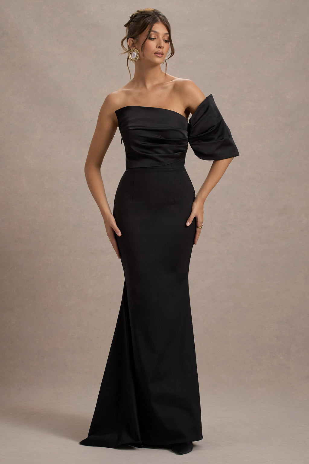 Rosora | Black Asymmetric One-Sleeve Fishtail Maxi Dress