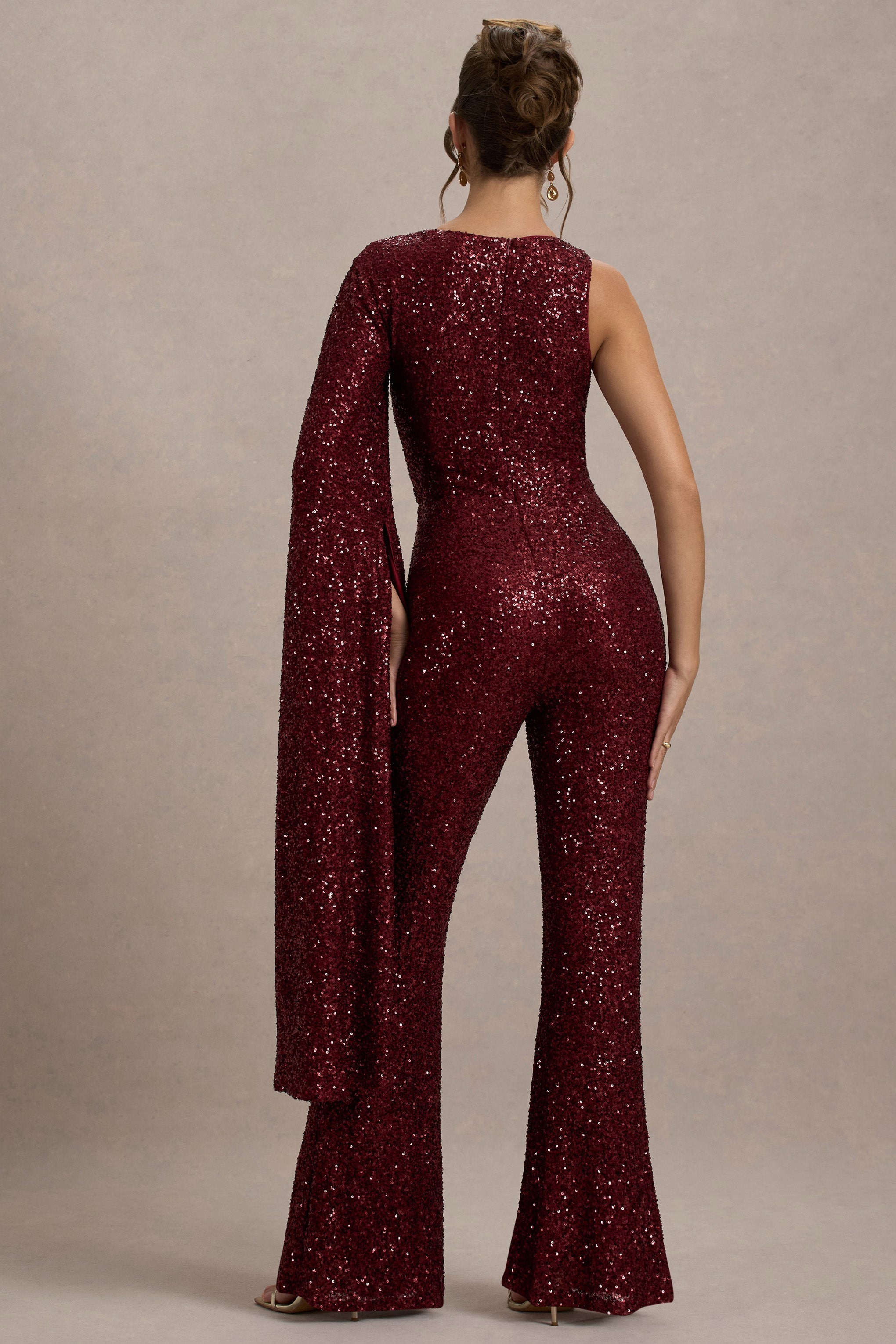 Star Seeker | Port Sequin One-Shoulder Cape Sleeve Jumpsuit