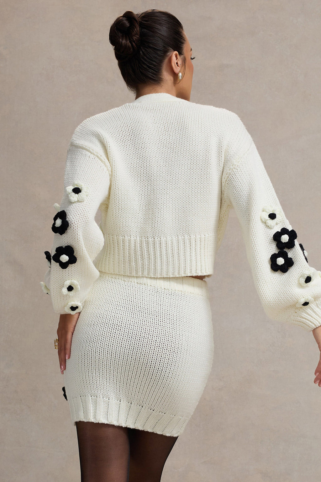 Louvre | Cream & Black Knit Cropped Floral Cardigan