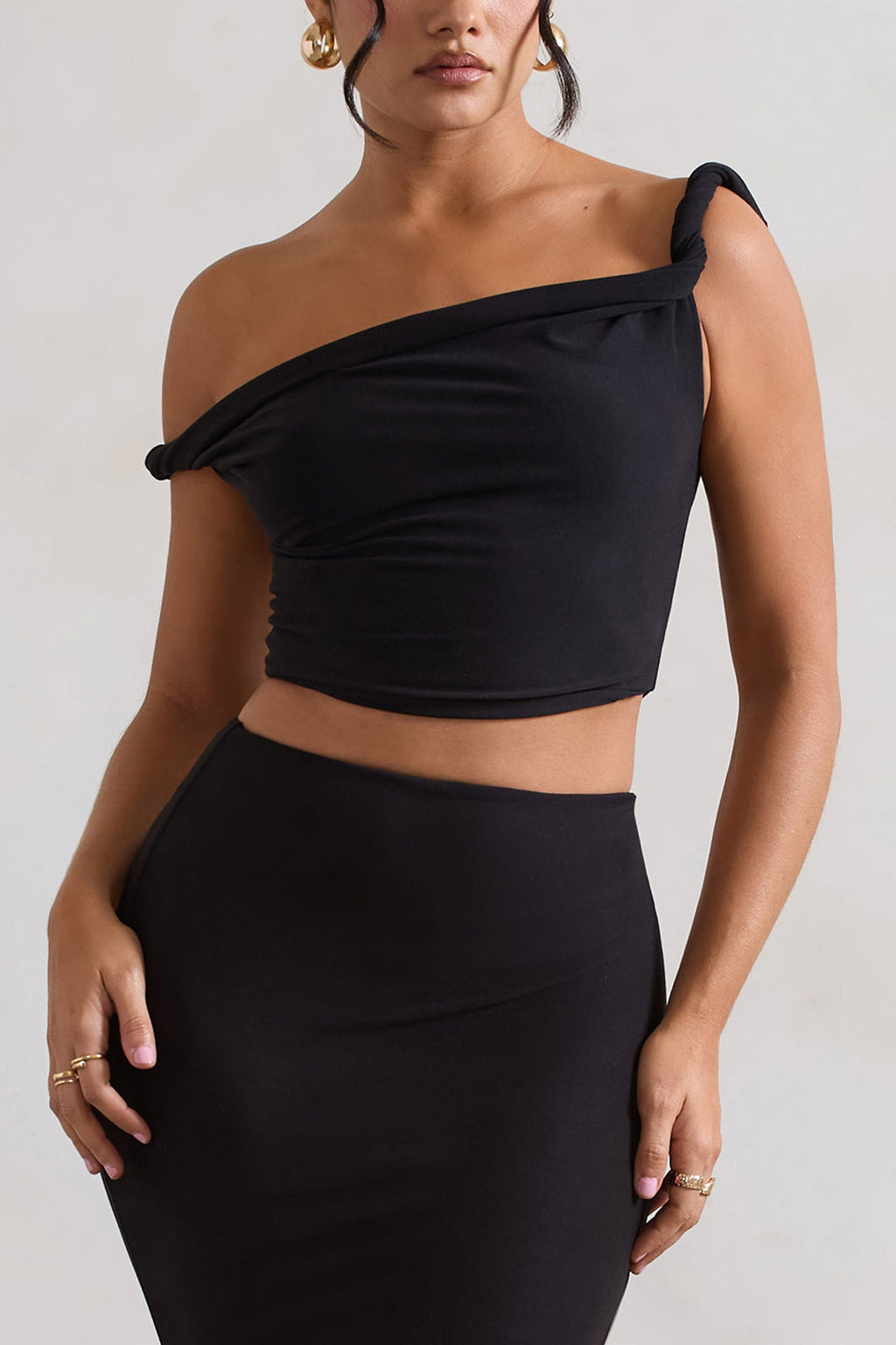 Sami | Black Twisted Asymmetric Crop Top