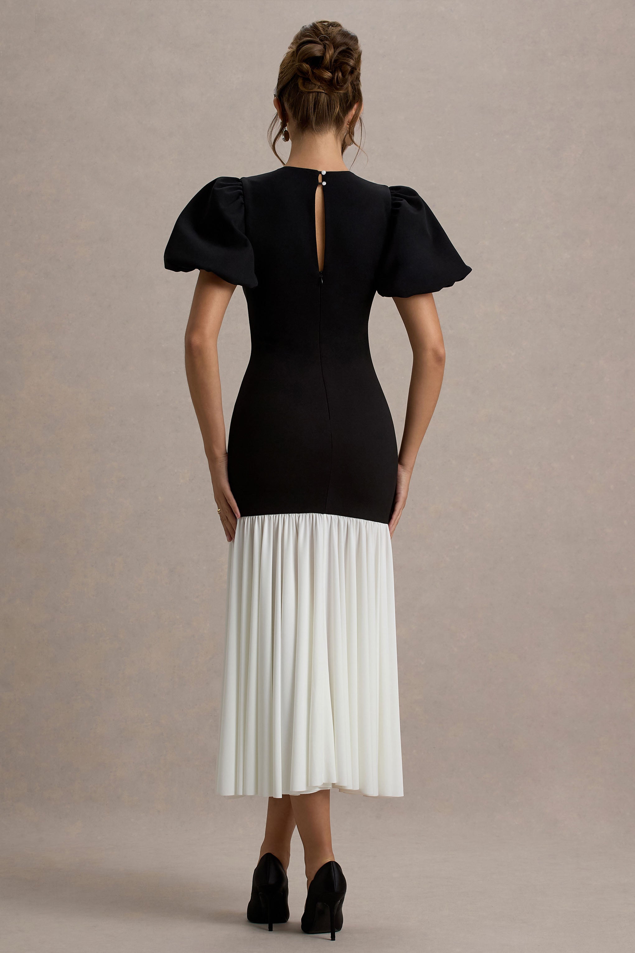 Cinzia | Black & White Puff-Sleeve Volume-Hem Midi Dress