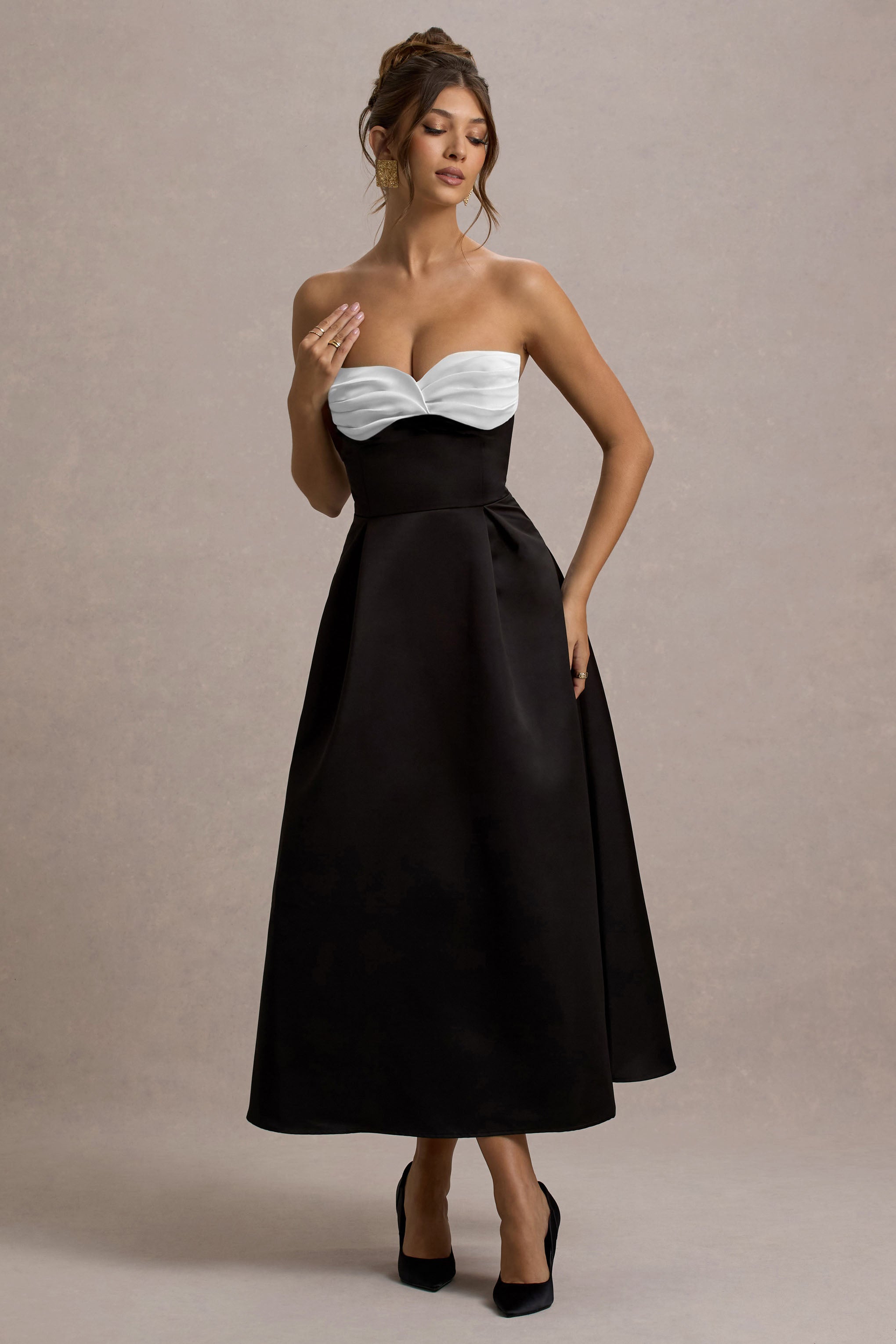 Wintour | Black Satin Sweetheart Midi Dress