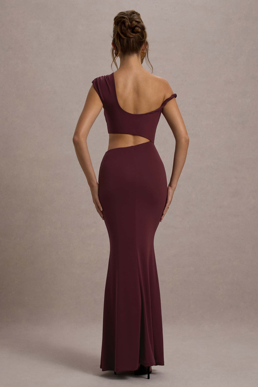 Thaliana | Port Cut-Out Open-Back Maxi Dress
