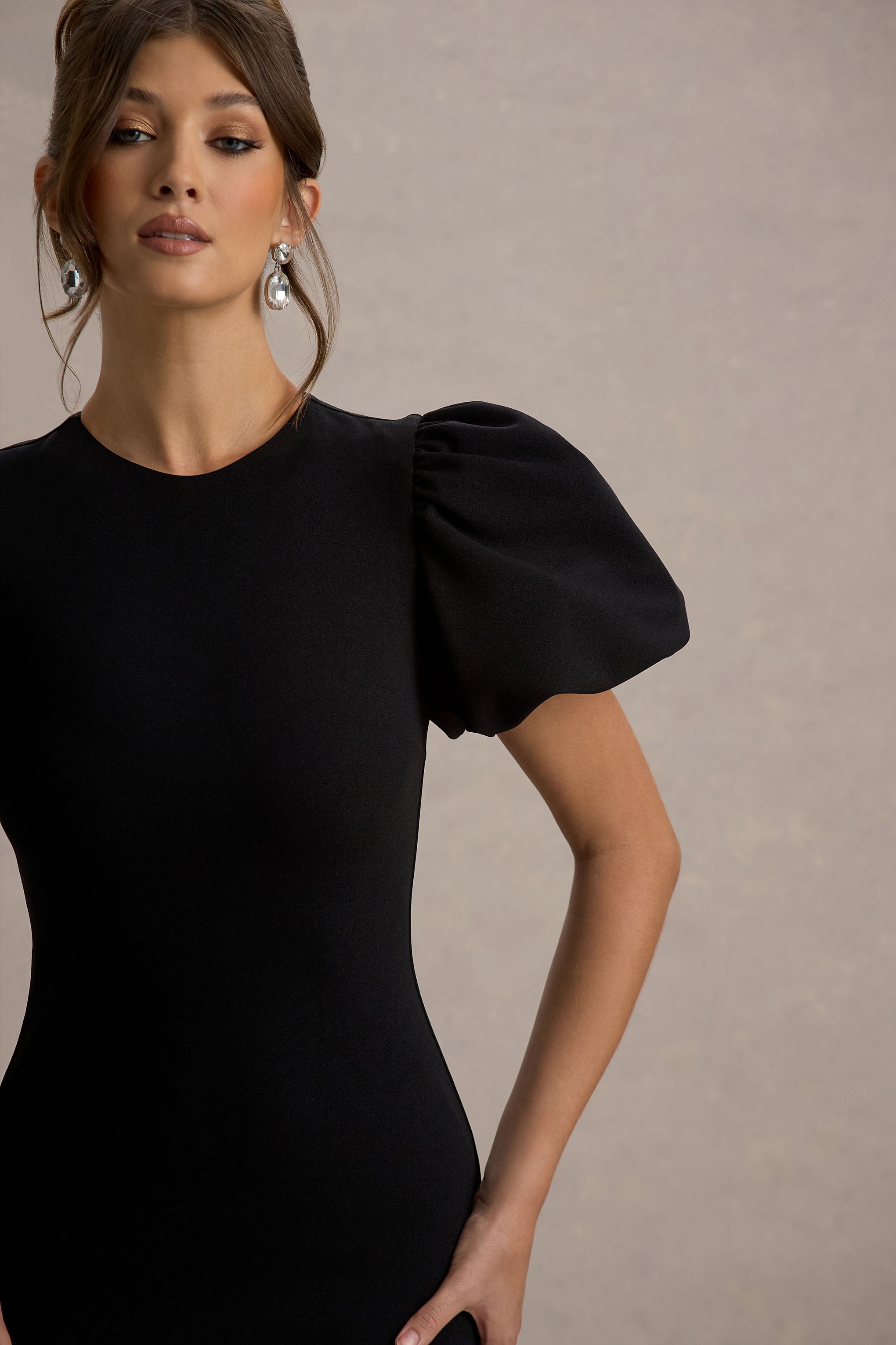 Cinzia | Black & White Puff-Sleeve Volume-Hem Midi Dress