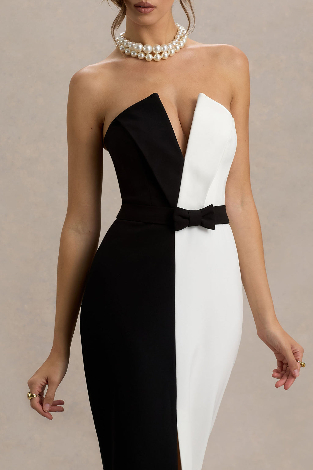 Beatrice | Black & White Plunge Bandeau Maxi Dress With High-Leg Split