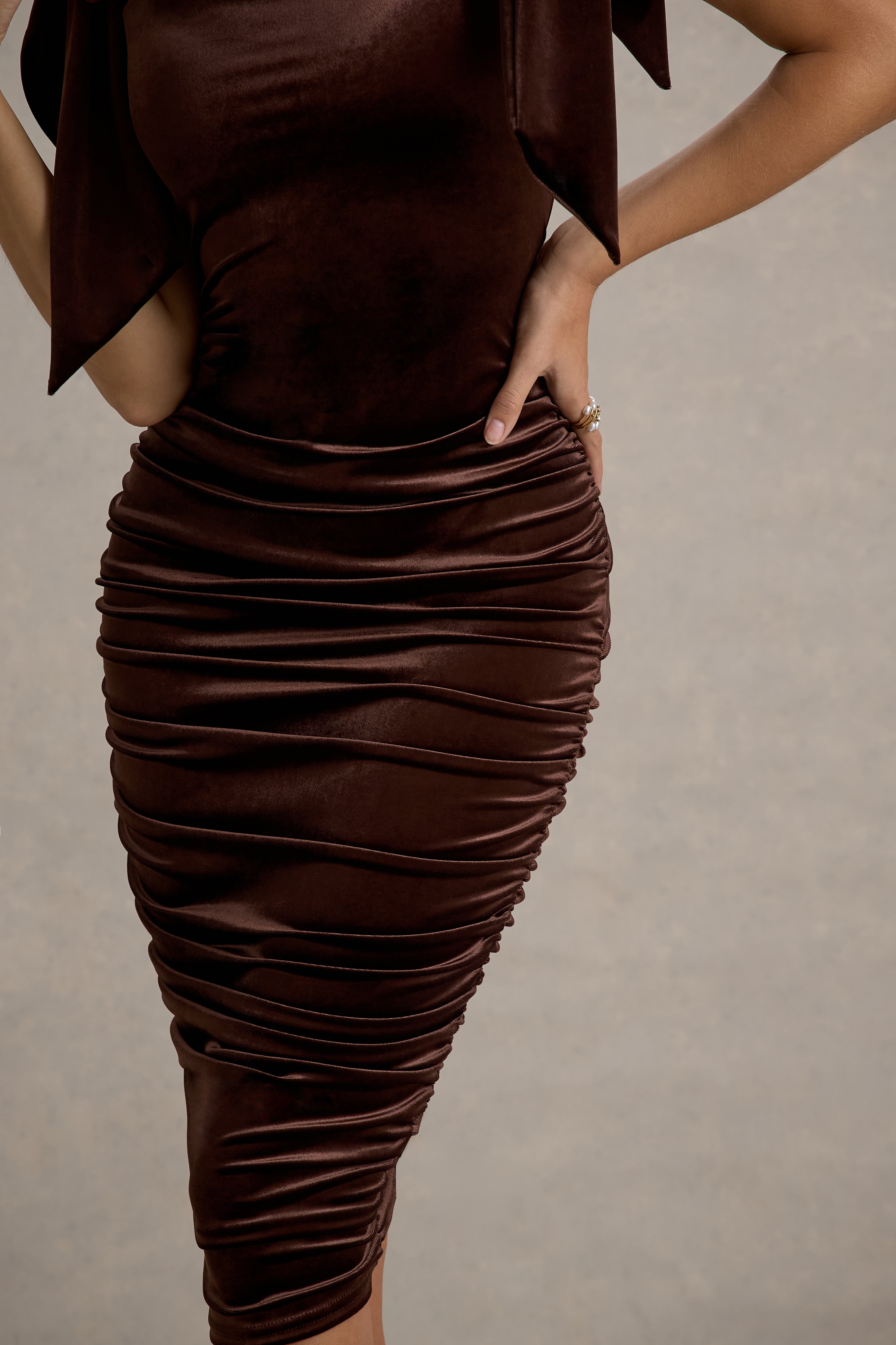 Tarna | Brown Velvet Midi Dress With Bow Straps