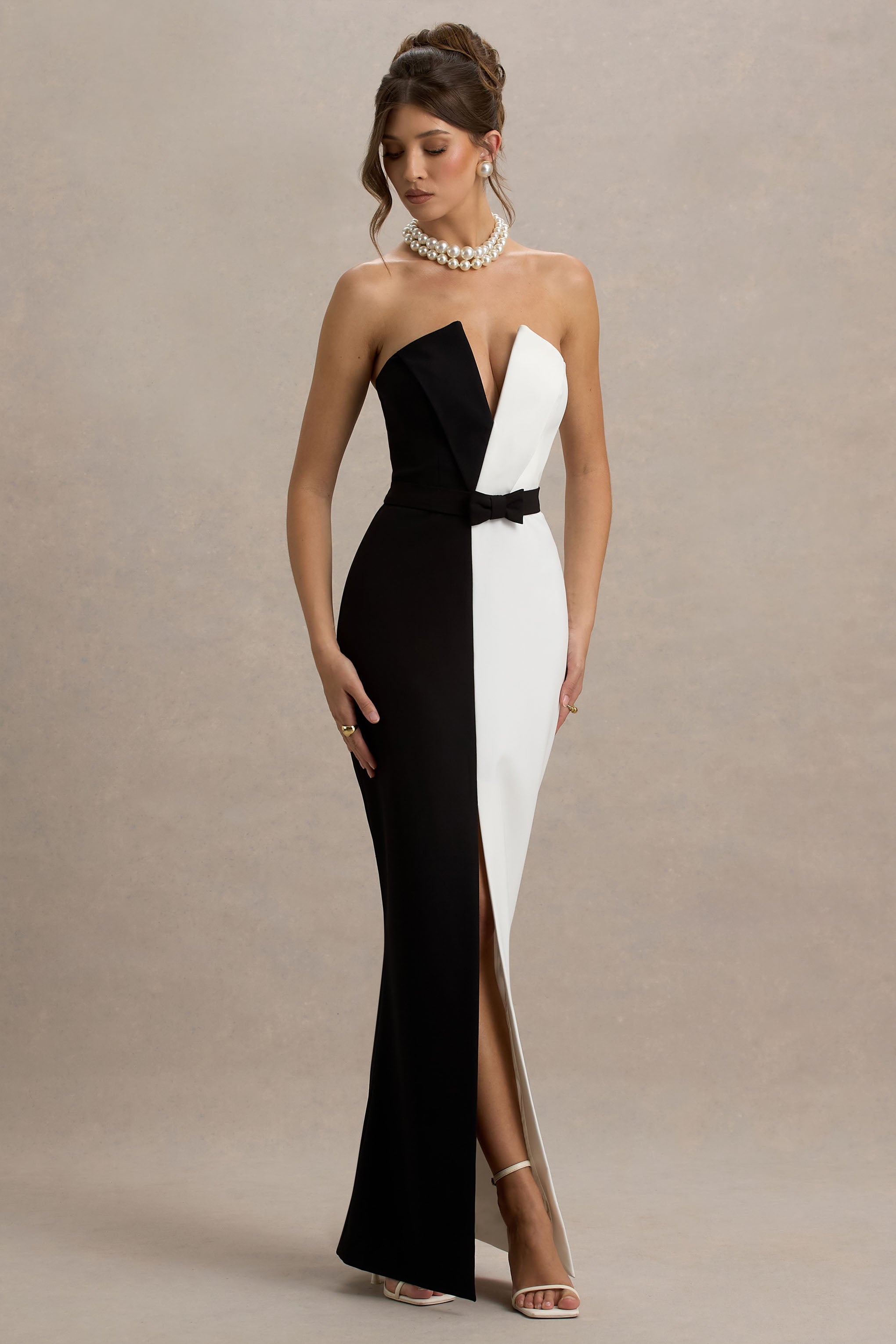 Beatrice | Black & White Plunge Bandeau Maxi Dress With High-Leg Split