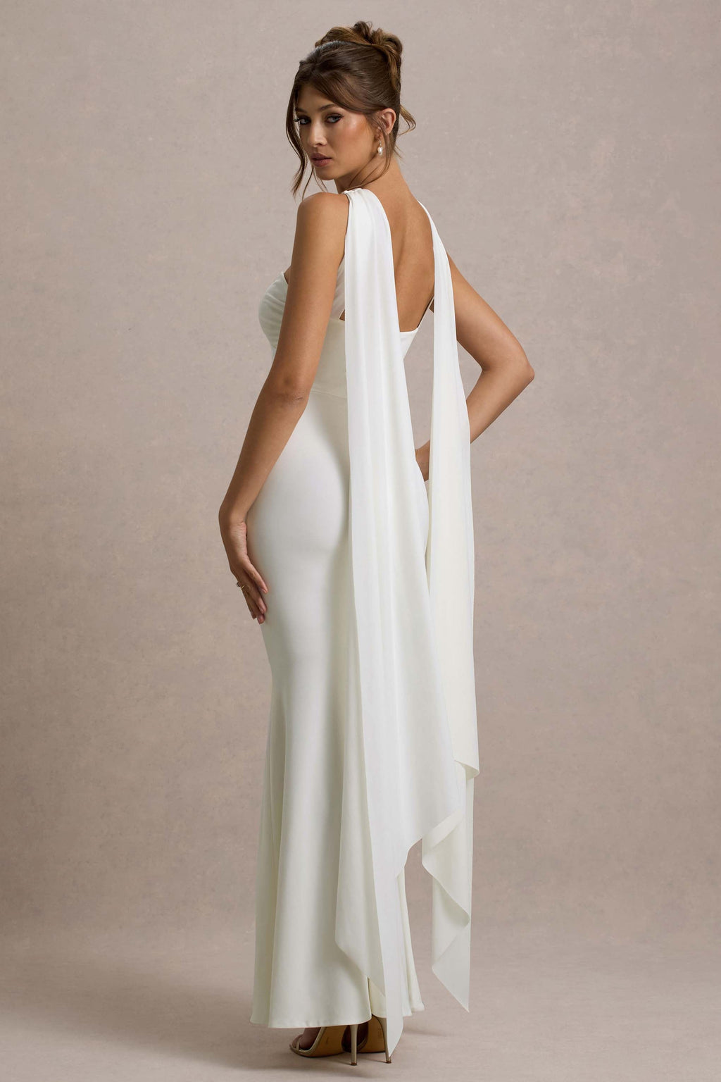 Rosabel | Cream Sweetheart Maxi Dress With Sash