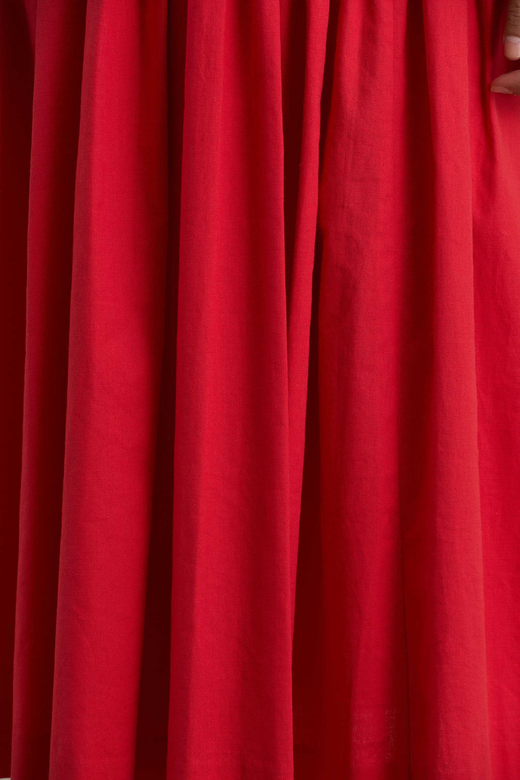 Macie | Red Sweetheart Midi Dress With Balloon Sleeves