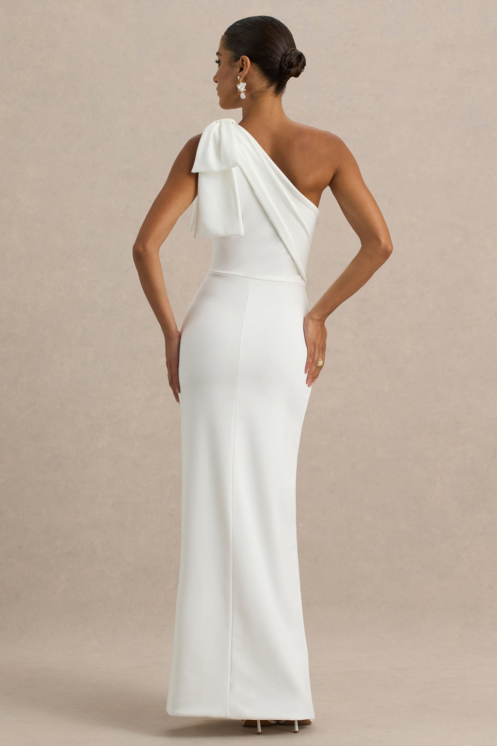 Kiri | White One-Shoulder Bow Maxi Dress